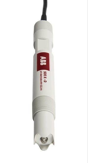 The new 500 X-D pH sensor for demanding industrial use.