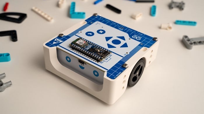 Arduino's Alvik robot