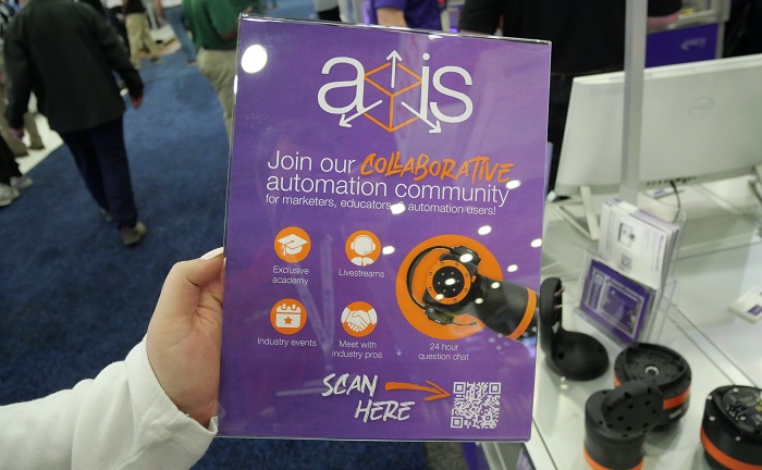 The introduction of Igus’ new axis online community.