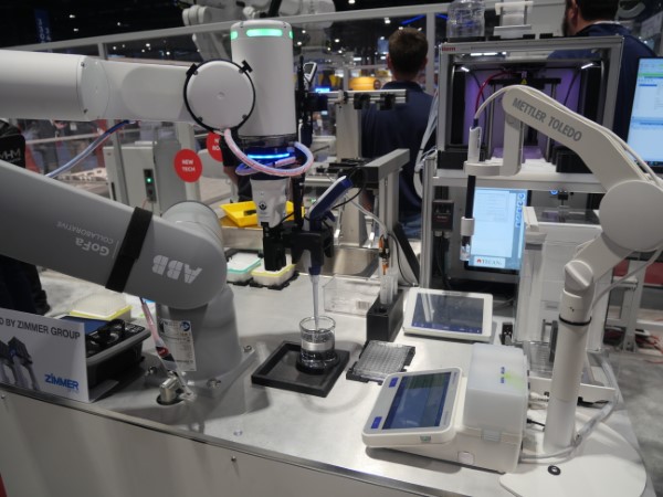 ABB robots in a healthcare application