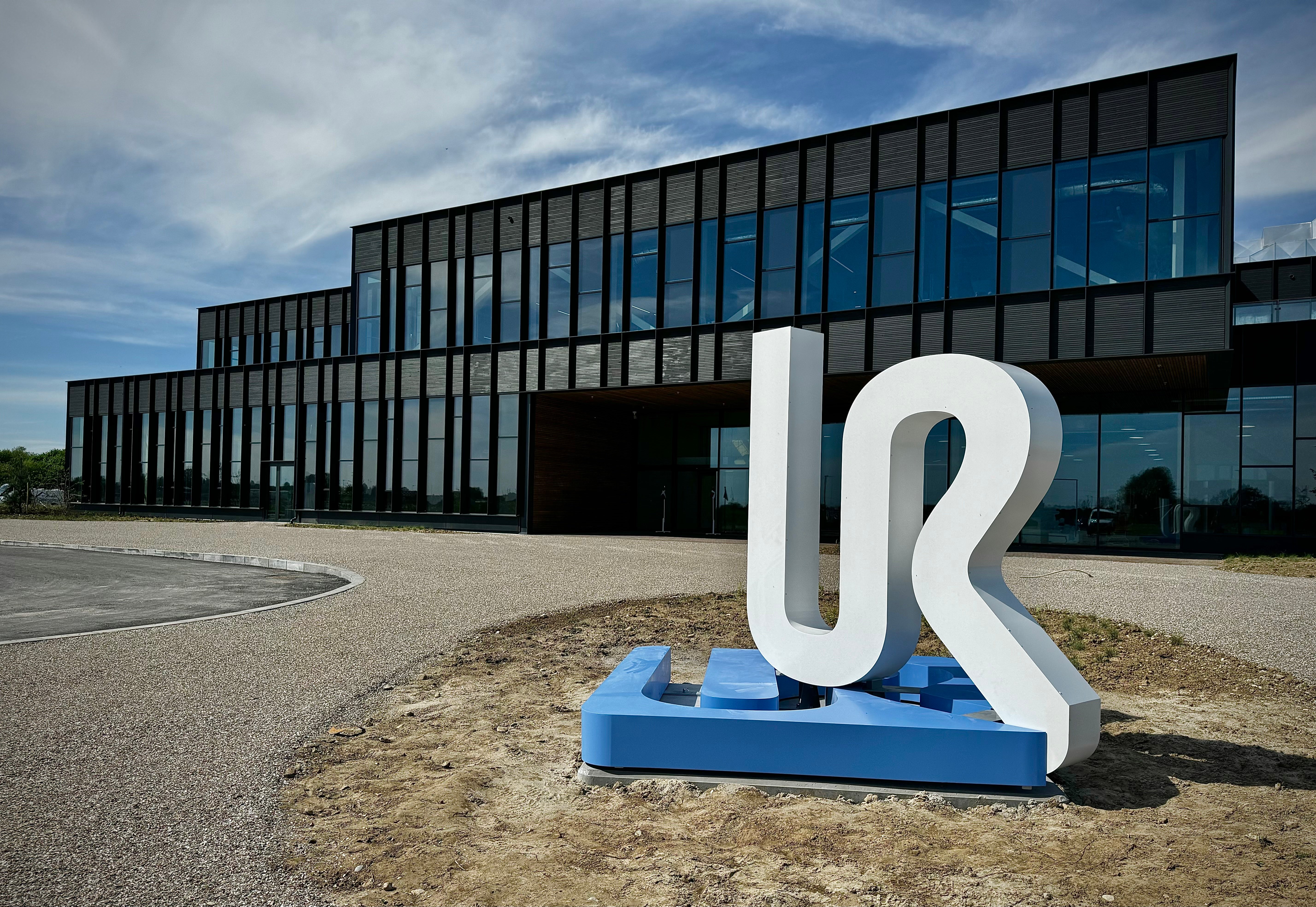 New 20,000 sq m Universal Robots and MiR headquarters in Odense, Denmark