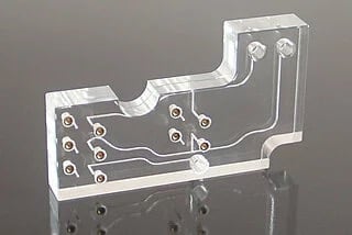 Installation process for the 7700 series cartridge.