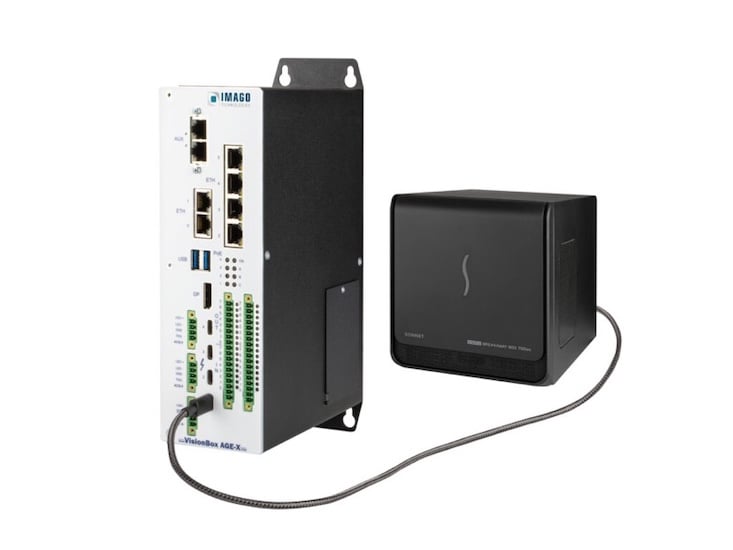 USB4 lets the AGE-X6 scale fast, handling AI, analytics, and cameras.