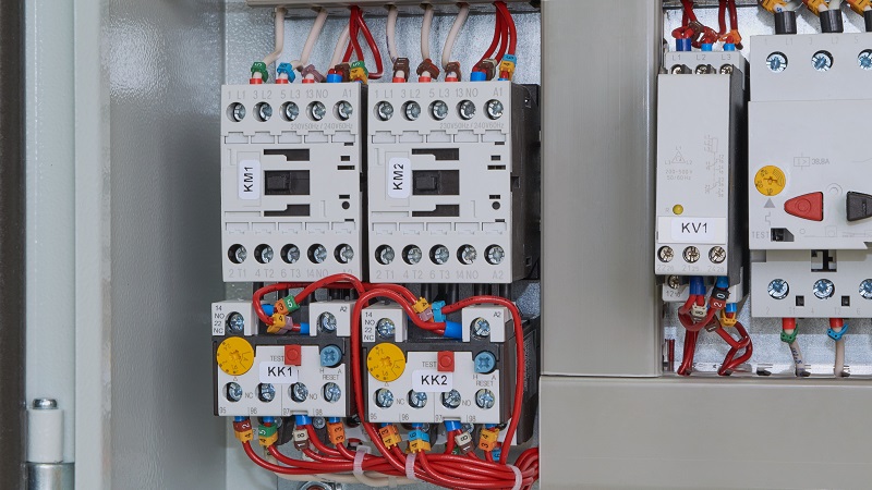 Using 2NO/2NC Contacts to Make Motor Starters More Fail‑Safe - Industry ...
