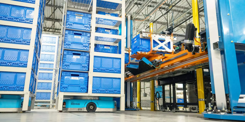 Fulfilling More than Orders: Amazon Deploys Robots for Enhanced ...