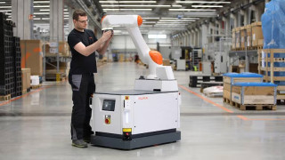 KUKA Expands its AMR Portfolio With KMR iisy and KMP 1500P