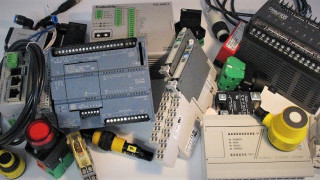 Understanding NPN vs. PNP for 3-Wire Sensors
