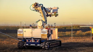 Autonomous Robots Install Solar Panels 3 Times Faster
