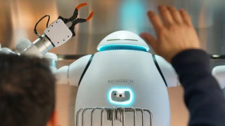 AI Meets Coffee: How Robots Are Transforming Hospitality