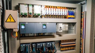 Altech Launches Vibration-Resistant STH5 Terminal Block