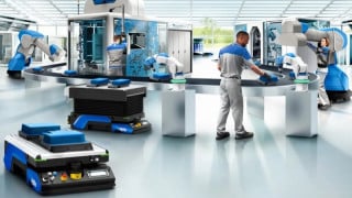 Comau Teams with Reis Robotics to Expand Automation Reach