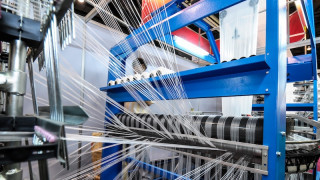 AI and Robotics Reshape Textiles and the Performing Arts