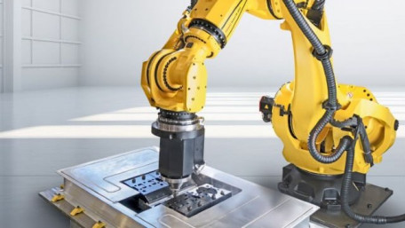FANUC Introduces the M-950iA, a Heavyweight Serial-Link Robot