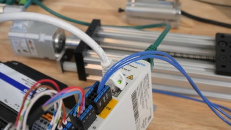 Motion Control Tutorial: Cyclic Actions Using the Record Table