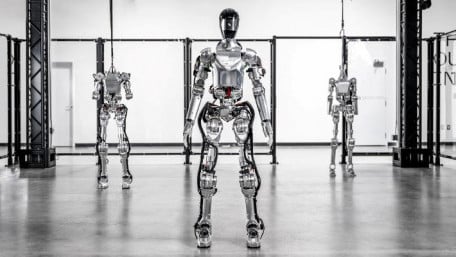 A Hands-On Solution: Humanoid Robots in Automotive Manufacturing and Beyond