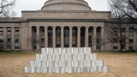 LEGO-Inspired Designs: Shape-Shifting Robots and Interlocking Building Blocks