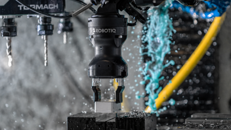Robotiq Extends Hand-E Stroke to 100 mm for Flexible Part Handling