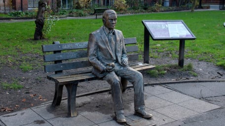 Alan Turing: The Innovation Behind Modern Computer Controls 