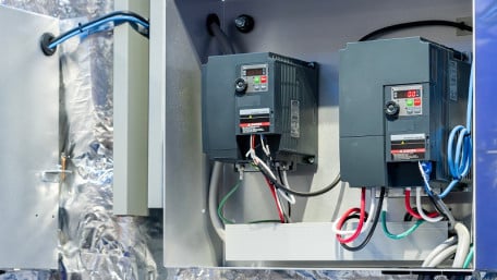 Methods of Controlling Motor Speed With a VFD