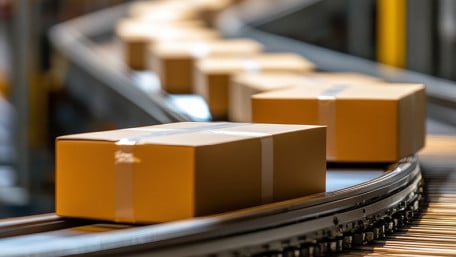 Powered Conveyors: How Do You Develop an Efficient, Low Maintenance Conveyor Drive?