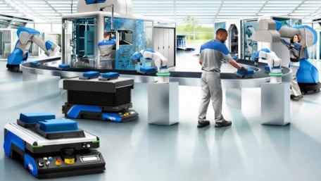 Comau Teams with Reis Robotics to Expand Automation Reach