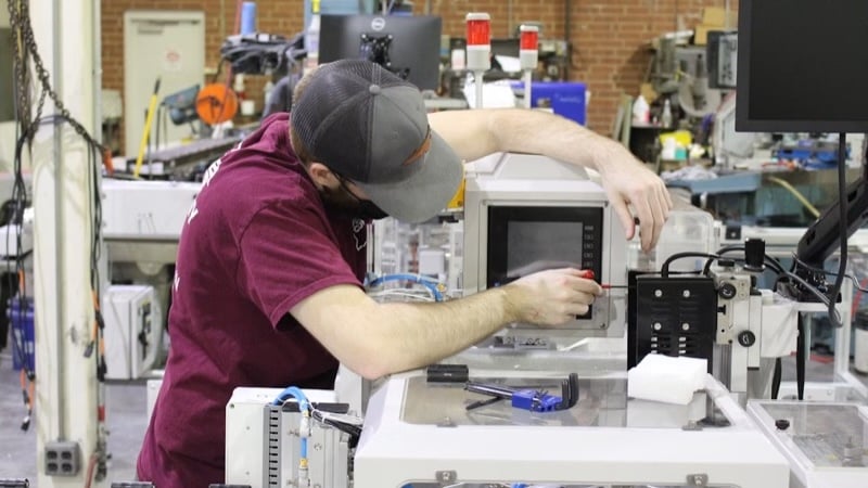 SMC AC Adapter Makes Bench Testing M12 Devices Easier for Techs